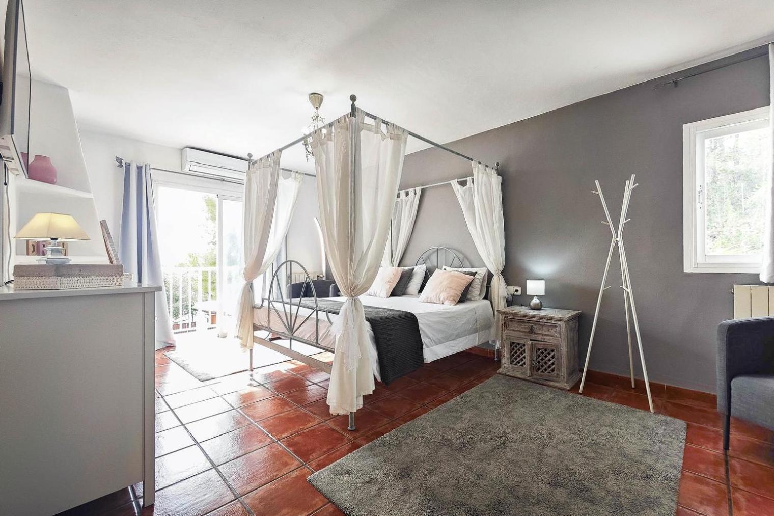 Villa Mercedes Cala Llonga  Extérieur photo