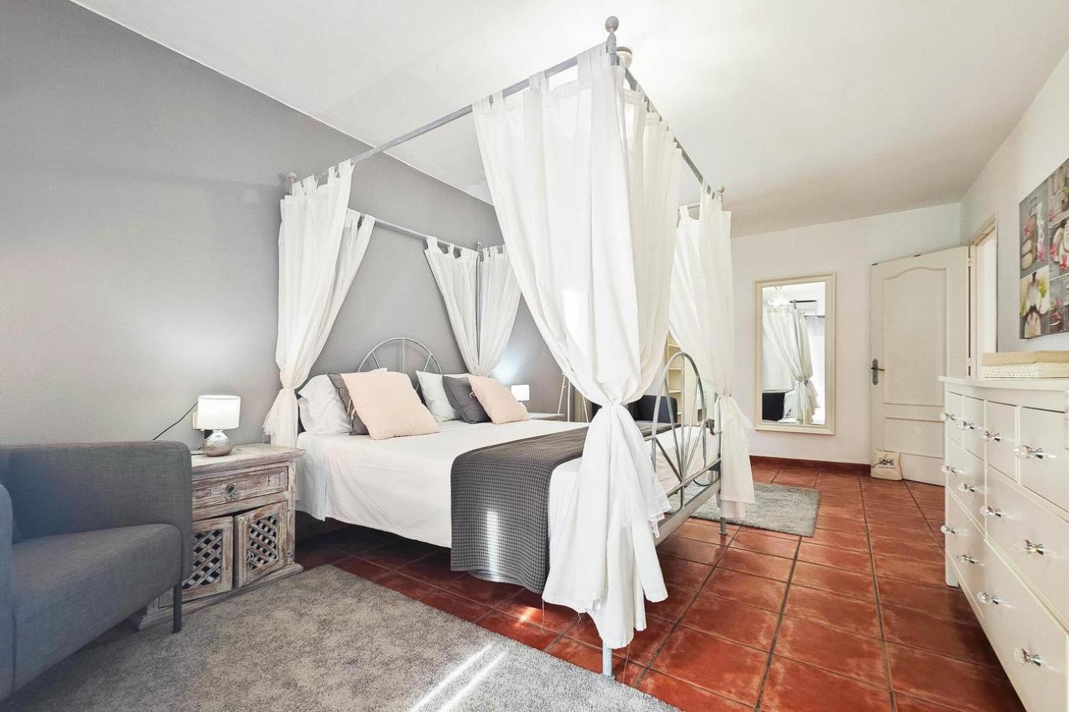 Villa Mercedes Cala Llonga  Extérieur photo