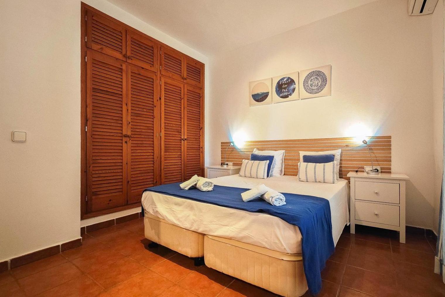 Villa Mercedes Cala Llonga  Extérieur photo