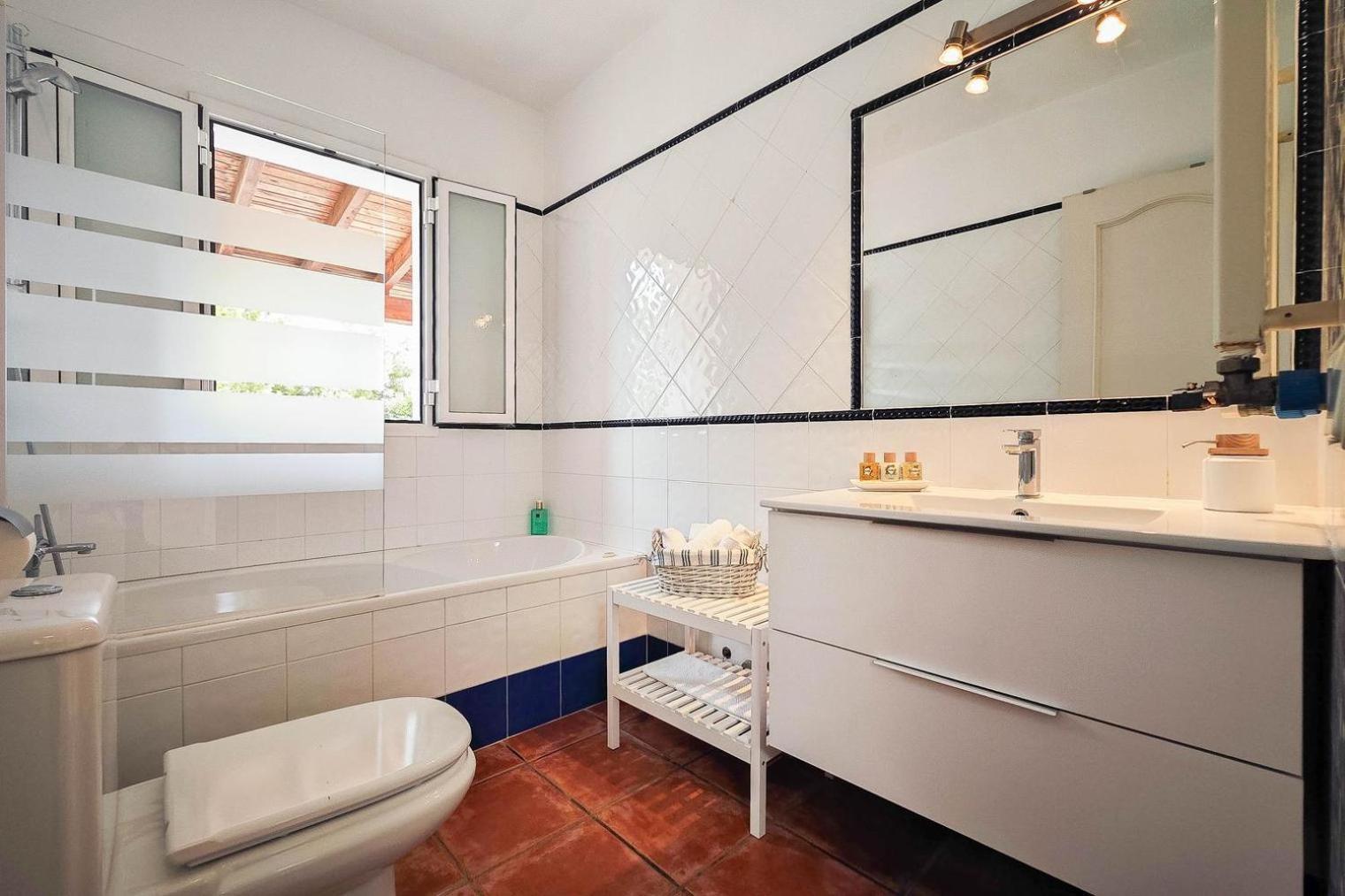 Villa Mercedes Cala Llonga  Extérieur photo