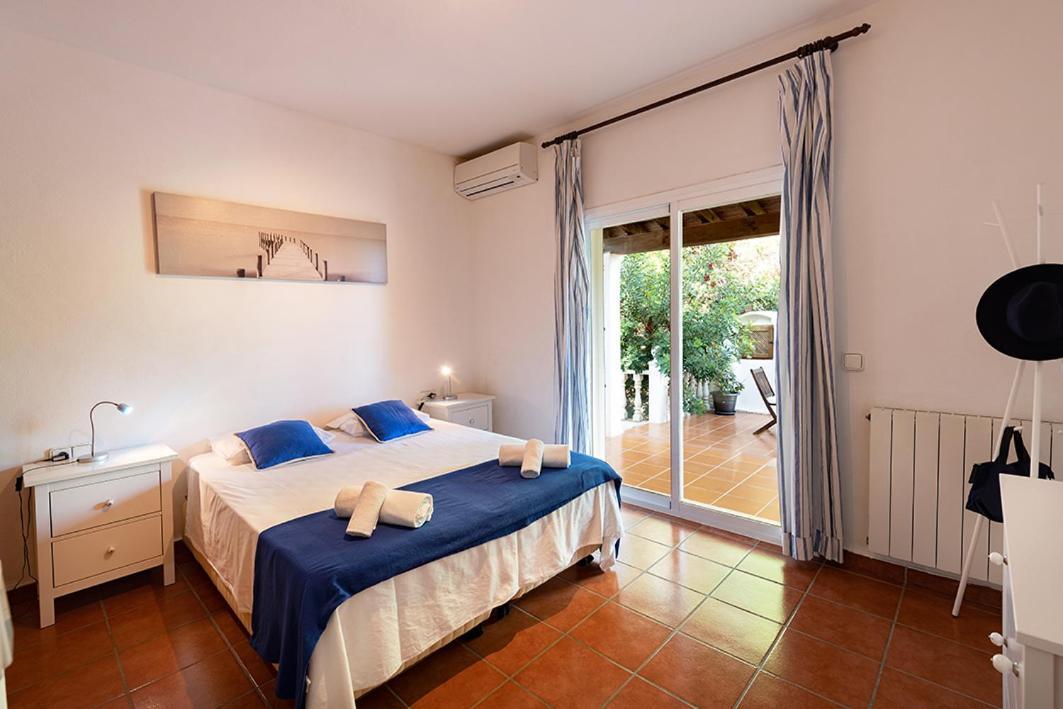 Villa Mercedes Cala Llonga  Extérieur photo